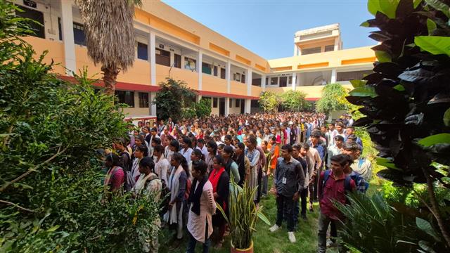 राष्ट्रीय गीत वन्देमातरम की 150 वीं वर्षगांठ -Shahid Durwasa Nishad Government College Arjunda District Balod, C.G.