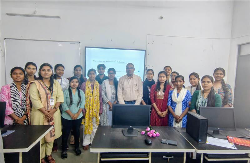 गणित विभाग में अतिथि व्याख्यान 